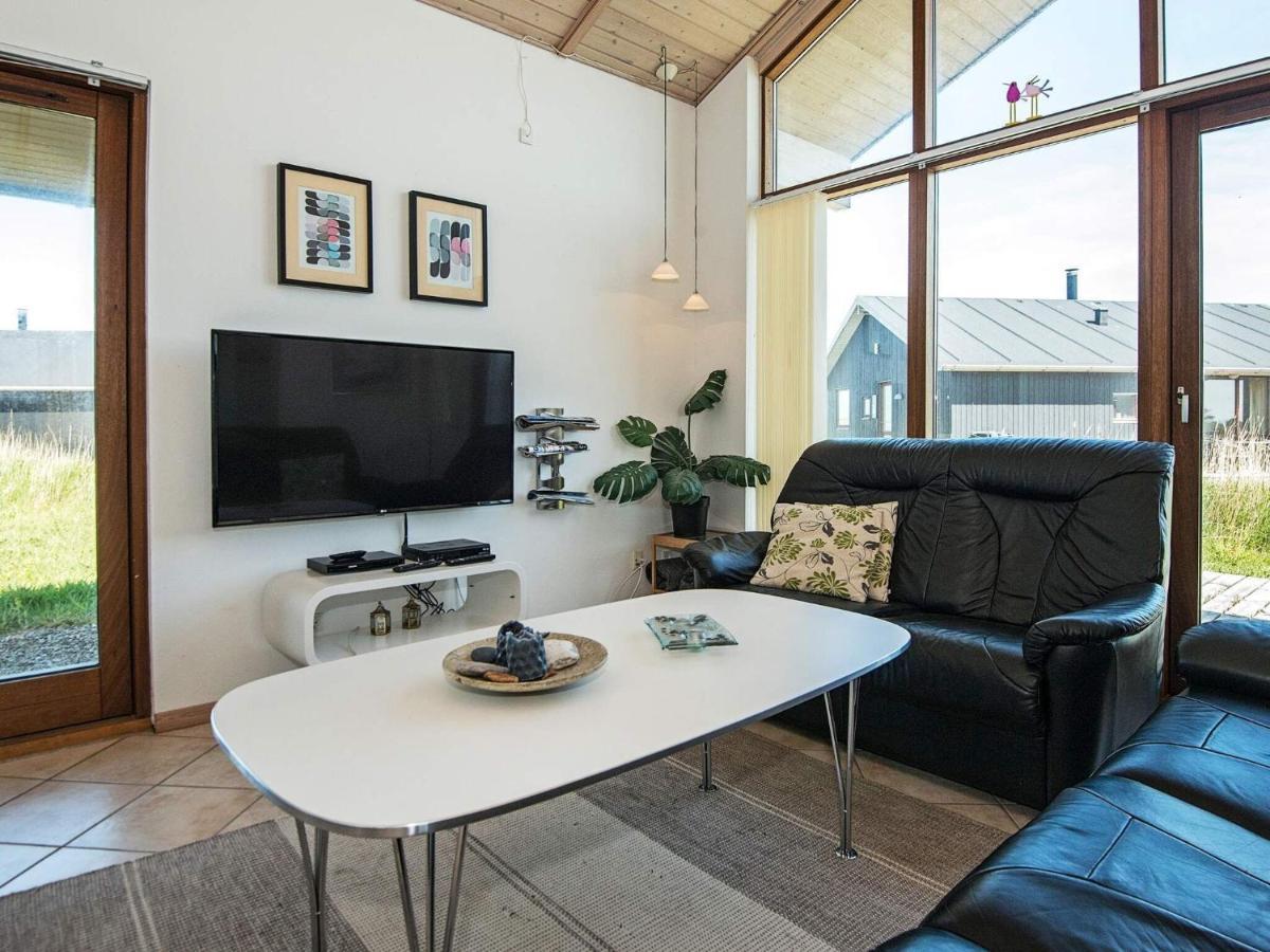 8 Person Holiday Home In Ulfborg Εξωτερικό φωτογραφία