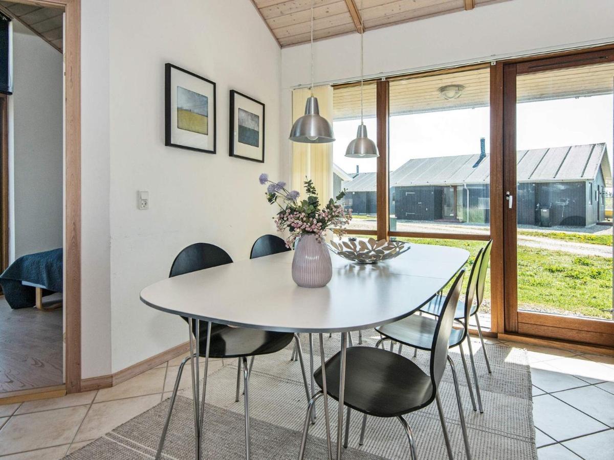 8 Person Holiday Home In Ulfborg Εξωτερικό φωτογραφία